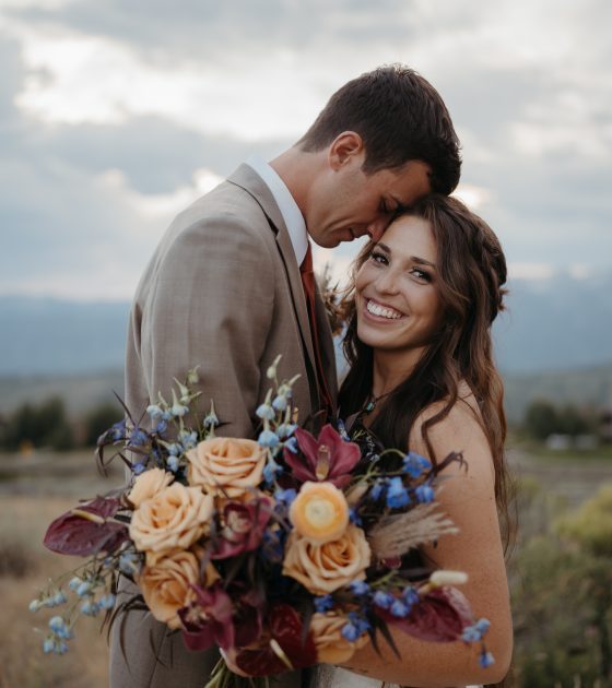 Inviting and Pretty Ranch Wyoming Wedding