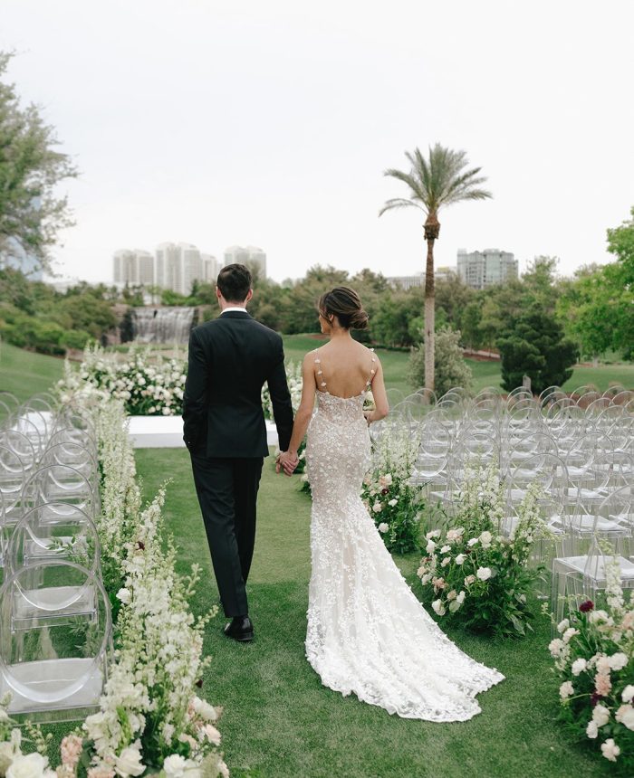 Intimate Spring Wedding at a Las Vegas Resort