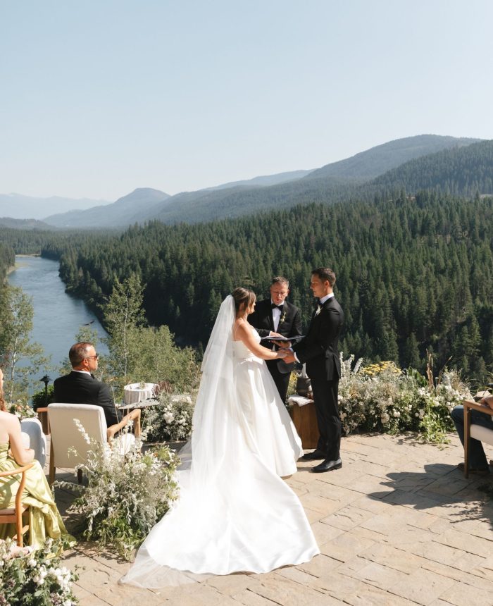 Elegant Riverfront Wedding at a Montana Private Estate