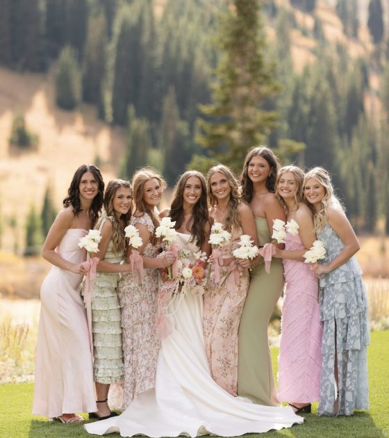 Autumn Lodge Wedding in Utah with Soft and Textured Blooms