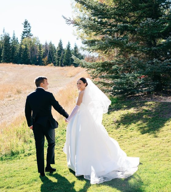 Timeless Utah Resort Wedding with Autumn Florals