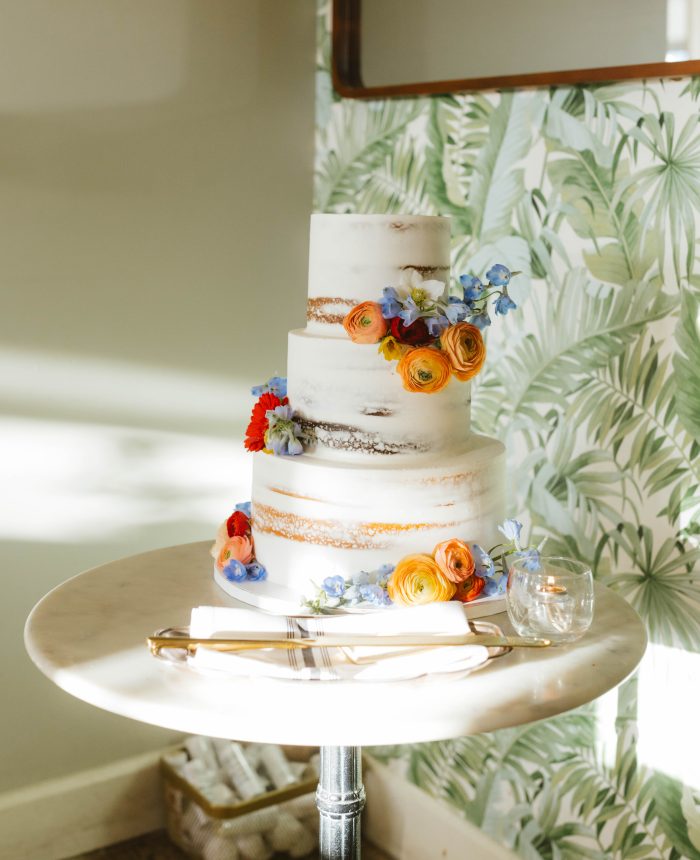 Electric Arizona Wedding with a Springtime Twist