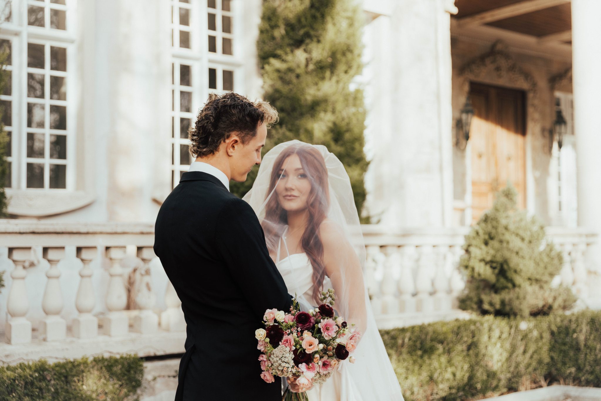 One Venue, Two Visions: How Photography Style Transforms Your Wedding Day Memories