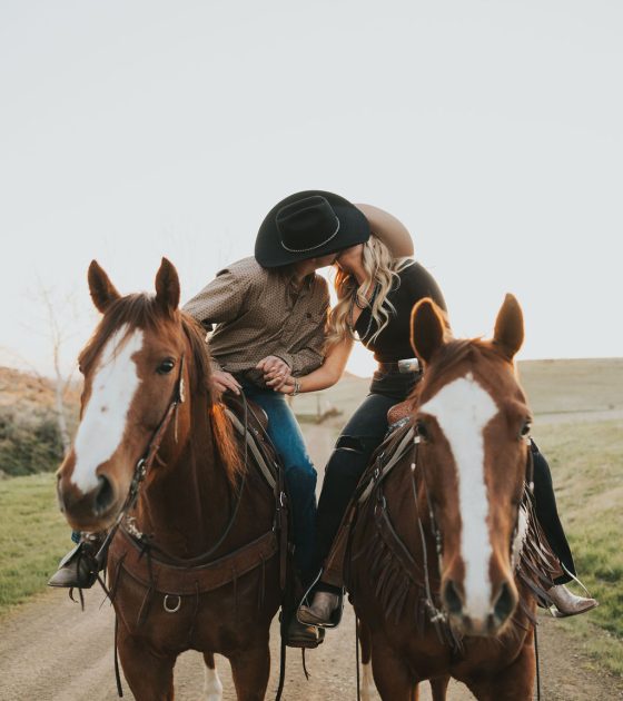 Romantic Western Engagement Session in Idaho