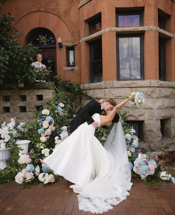 Old-World Elegance Meets Garden Romance in a Boise Styled Shoot