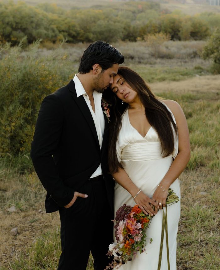 Utah Elopement Inspiration with Heartfelt Moments
