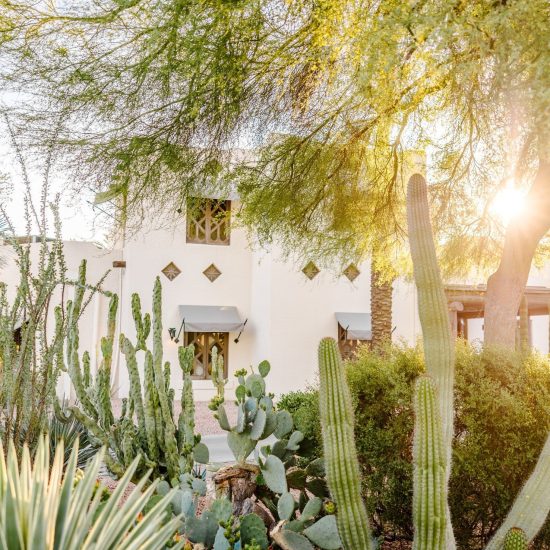 5 Arizona Resorts for a Dreamlike, Relaxing Honeymoon