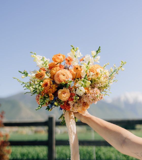 Lovely Utah Wedding with a Bright Citrus Flair