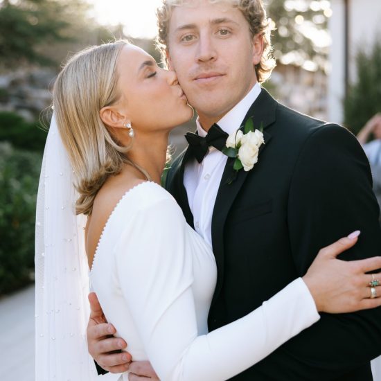 Charming and Minimal Spring “I Dos” in Utah