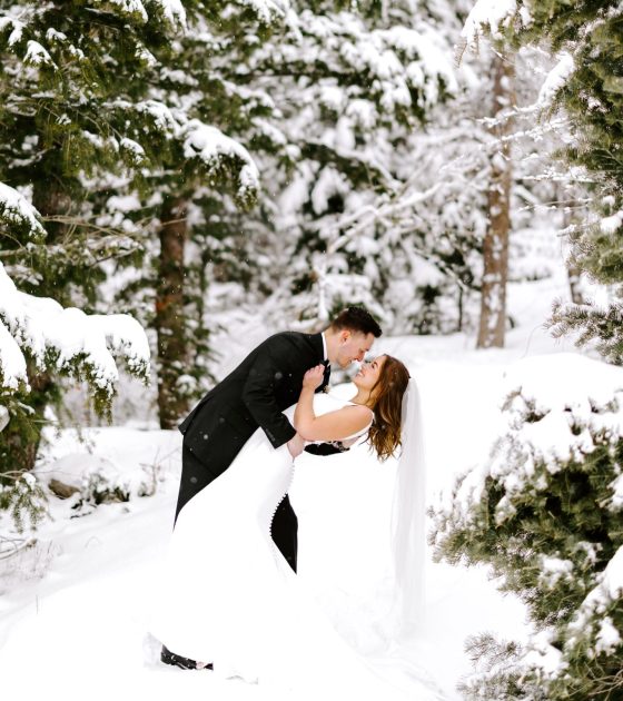 Utah Bridals in an Enchanting Snowy Setting