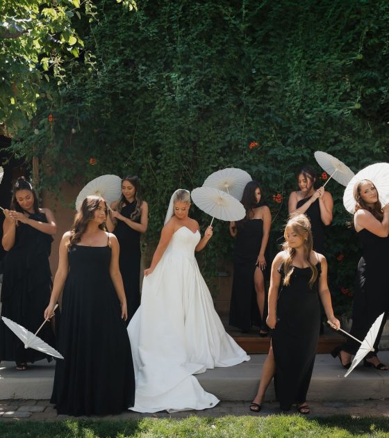 Chic Vineyard Wedding in Idaho Set in Candlelit Romance