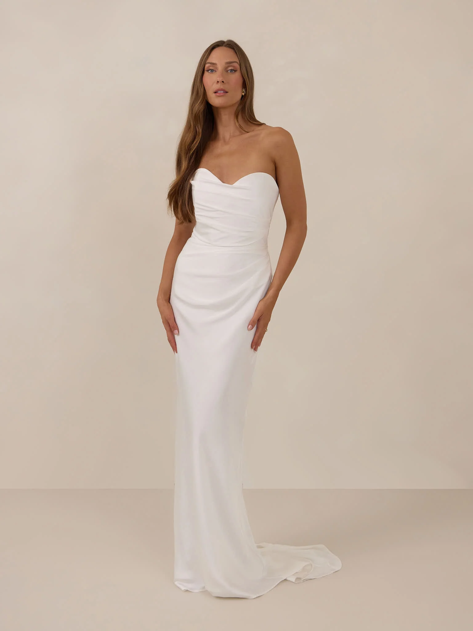 modern love episode 5 white dress The King and Queen of Valentines