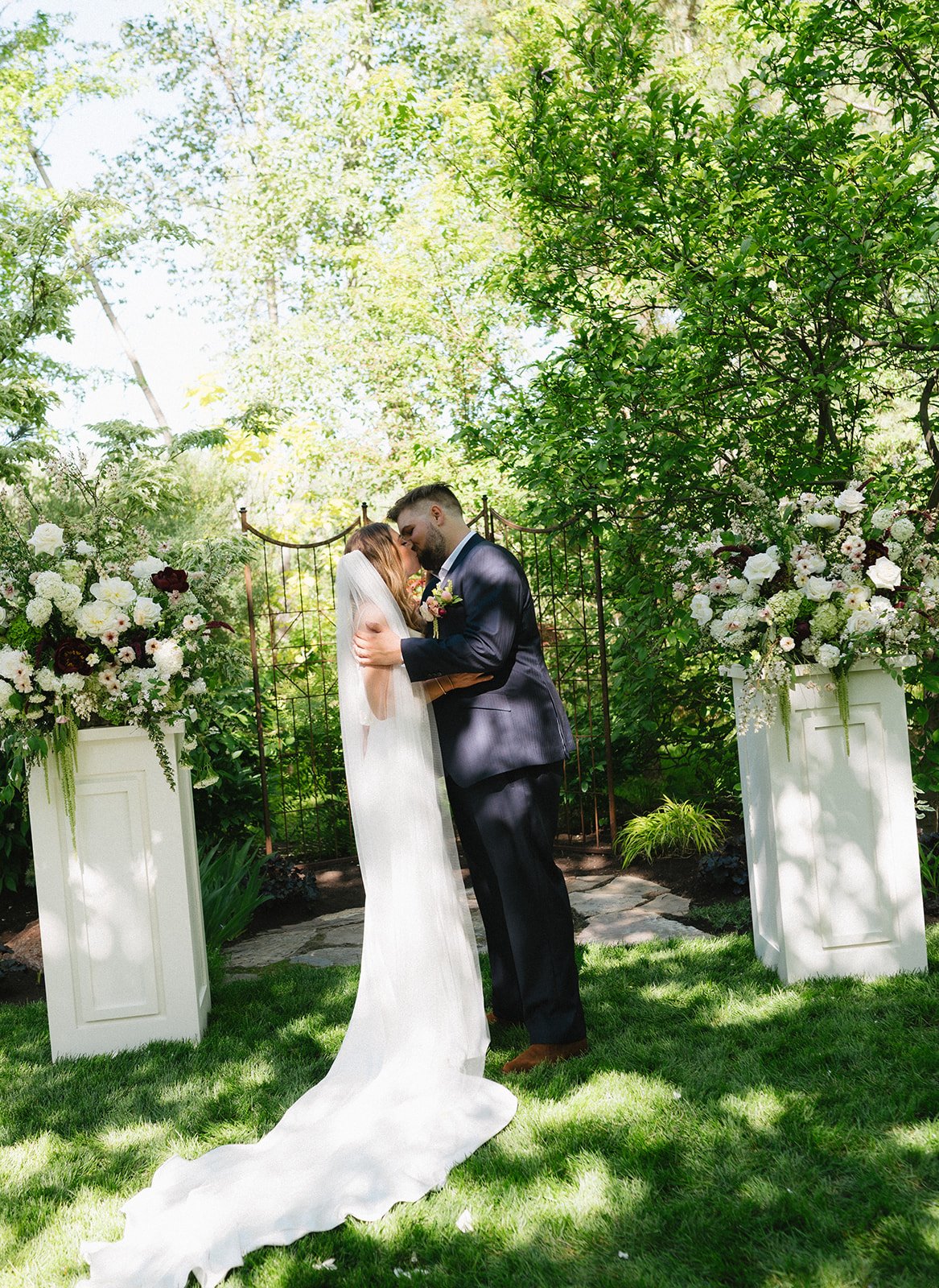 ROCKY MOUNTAIN BRIDE