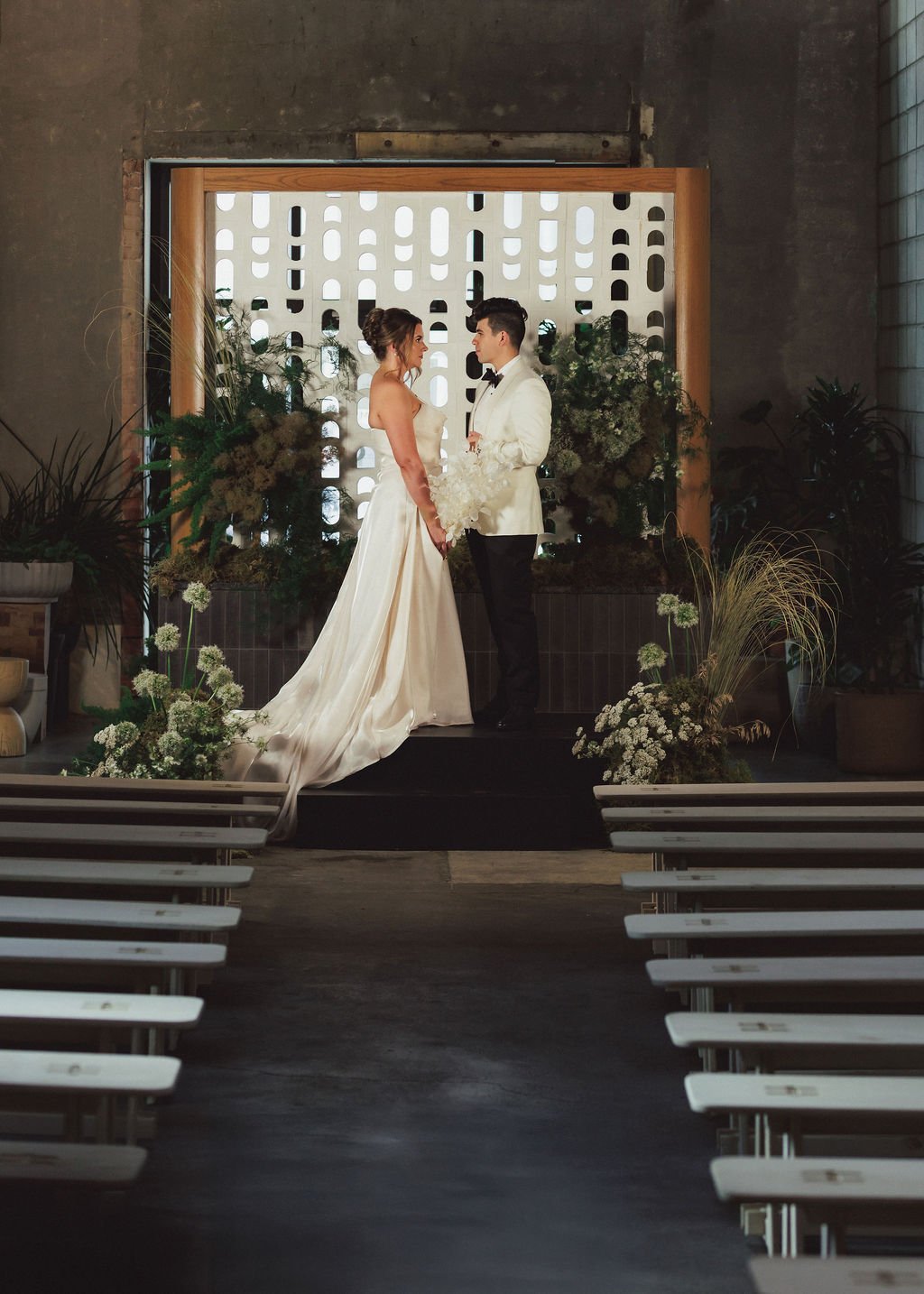 Fortuna's Row summer wedding rocky mountain bride7