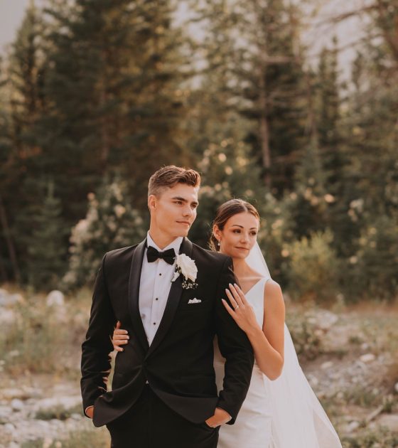 Elegant White Floral Wedding in the Mountains of Canmore