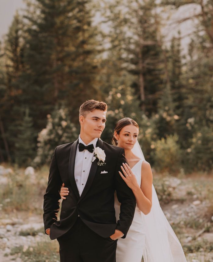 Elegant White Floral Wedding in the Mountains of Canmore