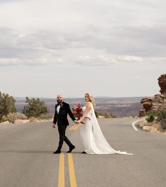 Beautiful Canyon-Swept Wedding at Red Earth Venue