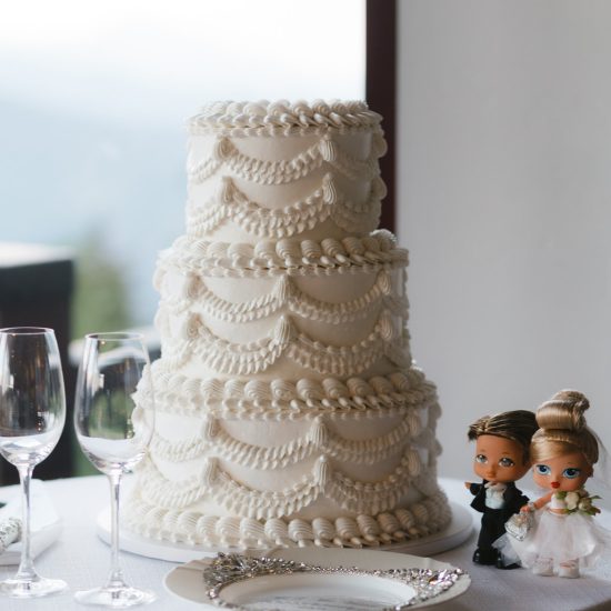 Refined Aspen Wedding with White Florals and Mountain Views
