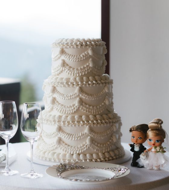 Refined Aspen Wedding with White Florals and Mountain Views